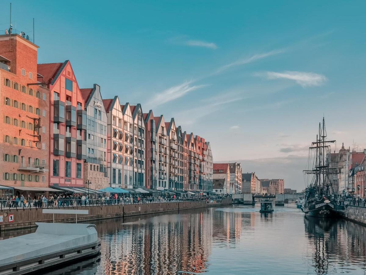 Rent Like Home - Deo Plaza Wyspa Spichrzow Gdansk Bagian luar foto