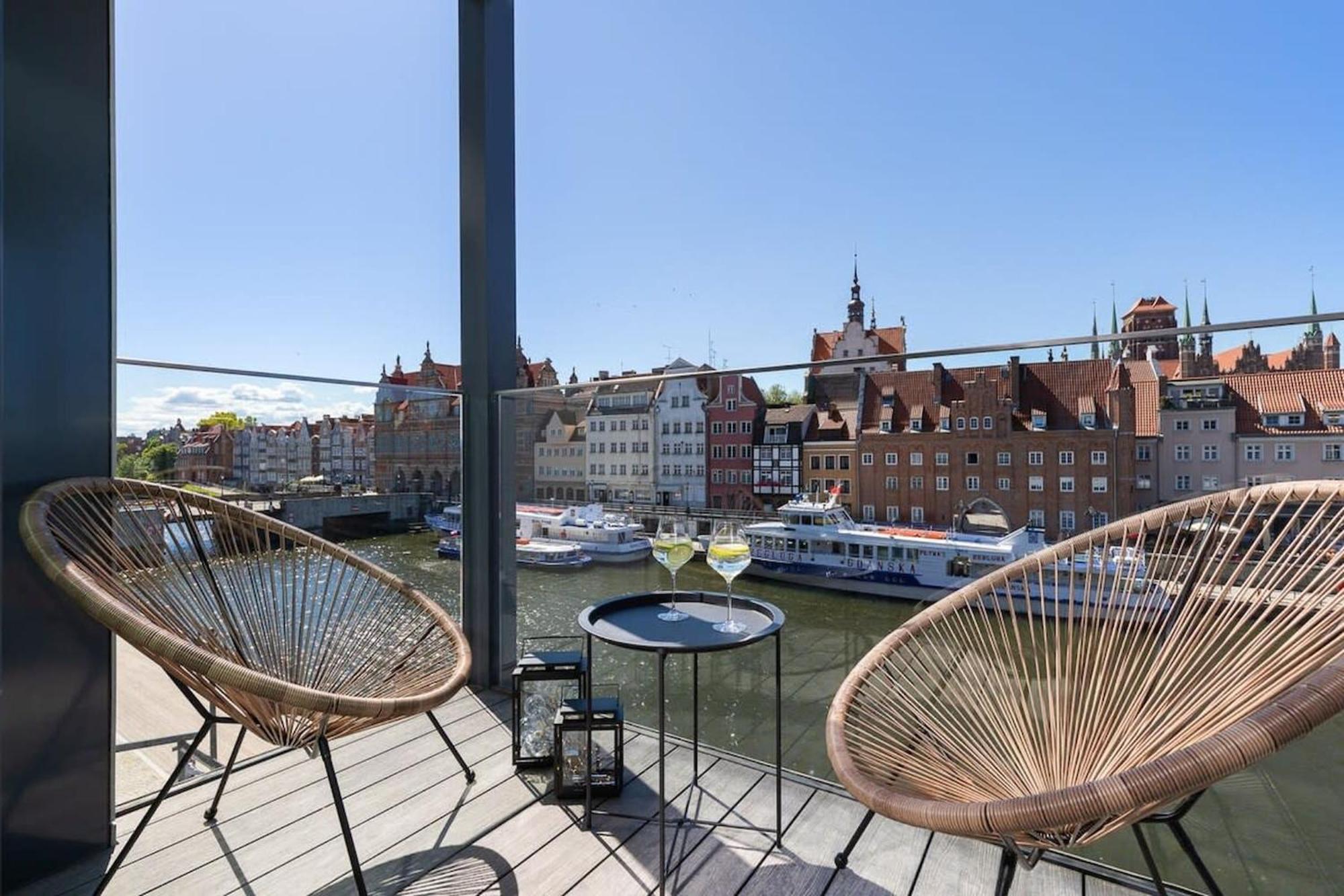 Rent Like Home - Deo Plaza Wyspa Spichrzow Gdansk Bagian luar foto