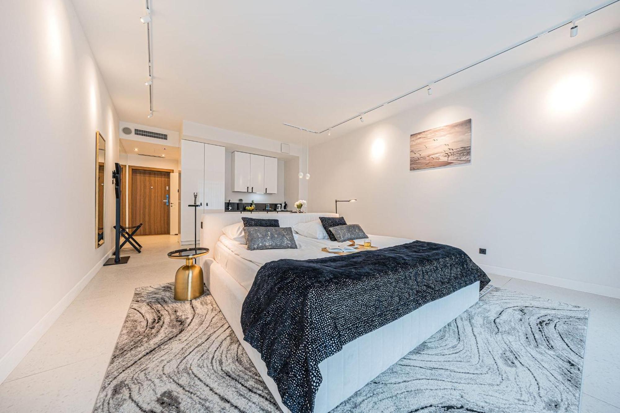 Rent Like Home - Deo Plaza Wyspa Spichrzow Gdansk Bagian luar foto