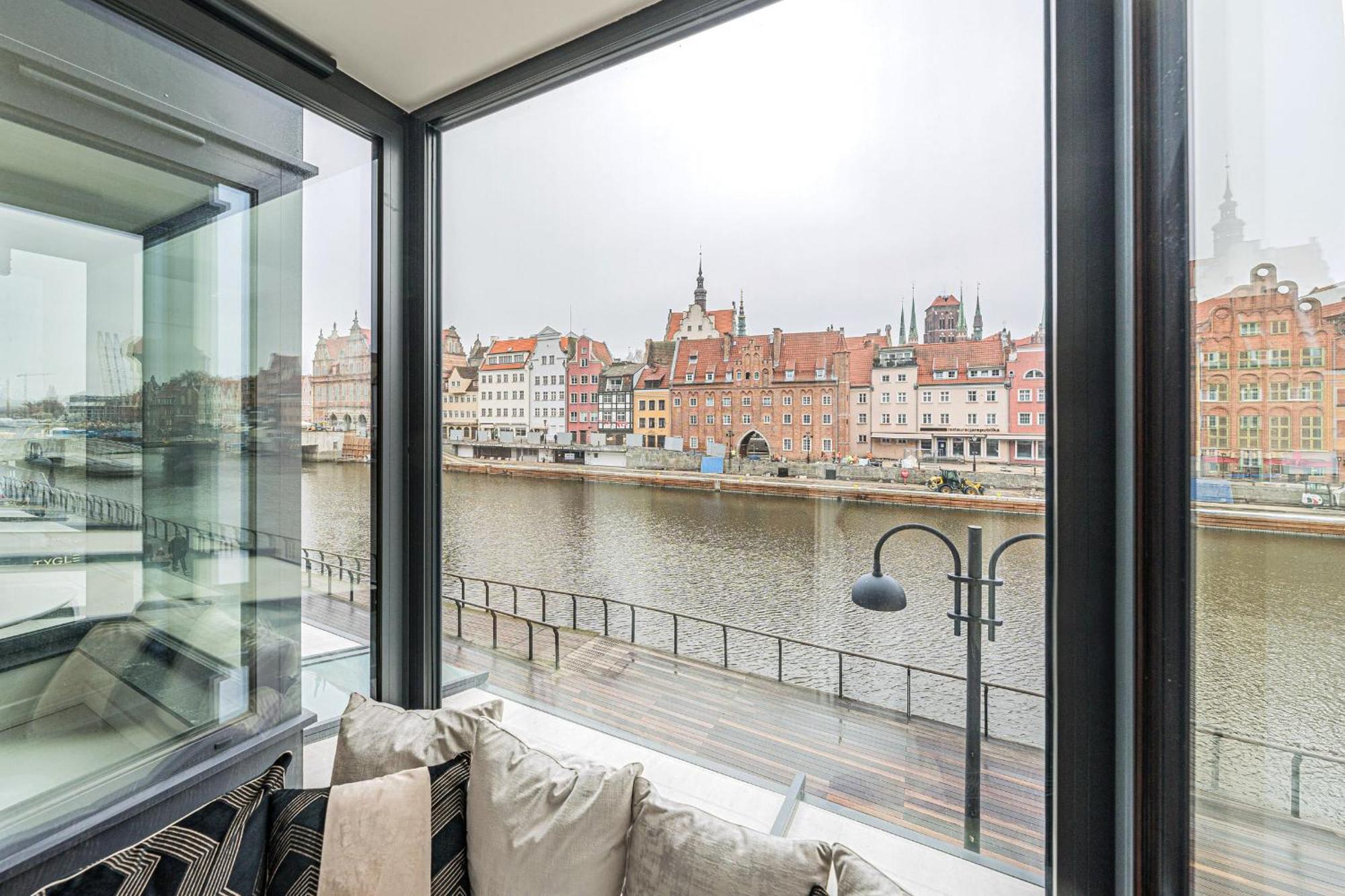 Rent Like Home - Deo Plaza Wyspa Spichrzow Gdansk Bagian luar foto